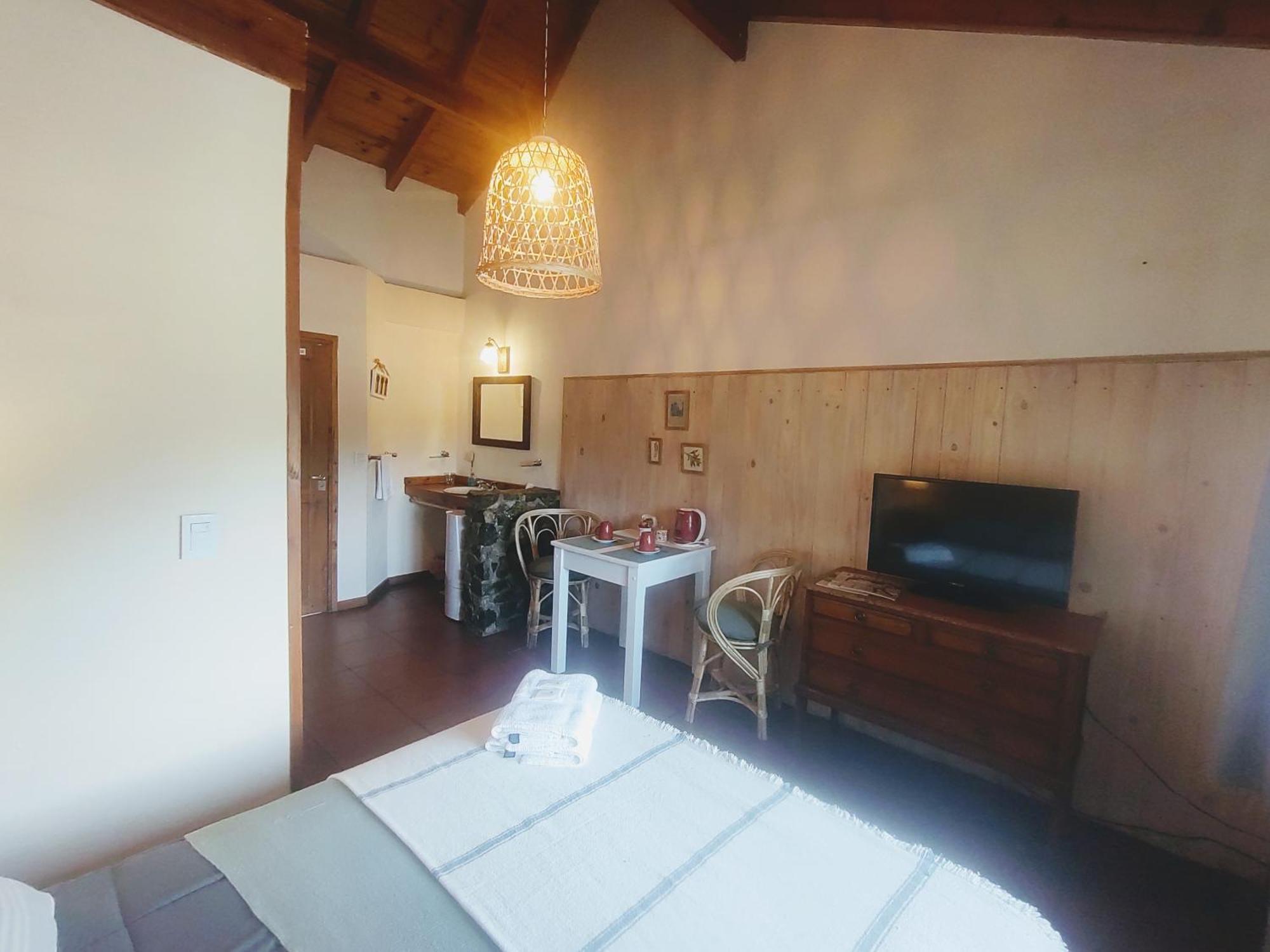 Hosteria Bajo Cero Villa La Angostura Room photo